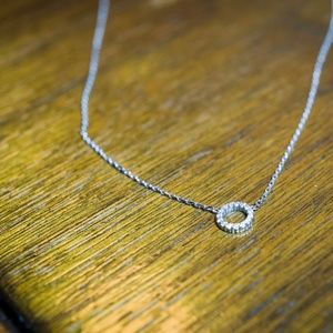 White gold 18k and diamond necklace